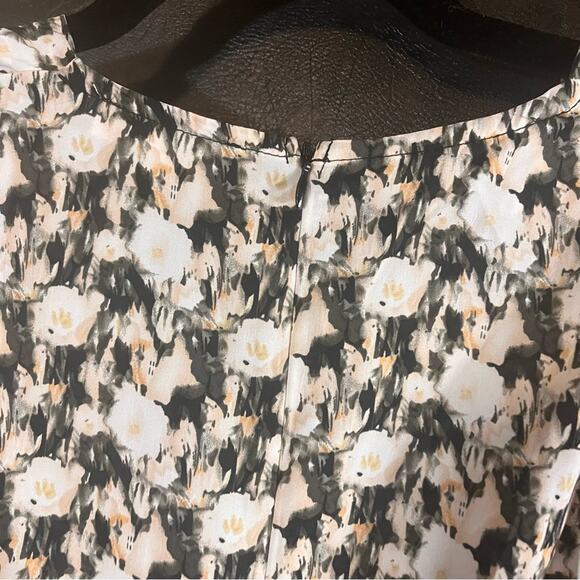 Guuleen Black And Cream Romper Size Small‎ - Picture 7 of 11